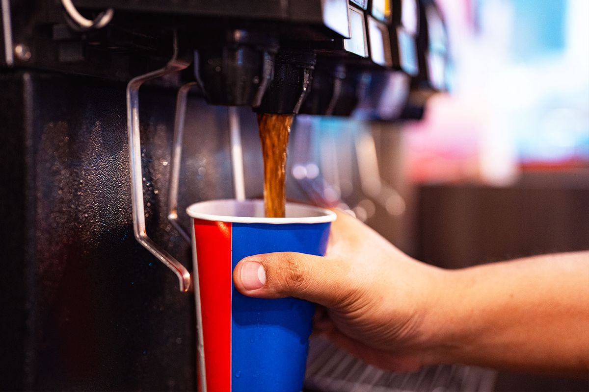 Soda Fountain Machine (Getty Images/Jackyenjoyphotography)